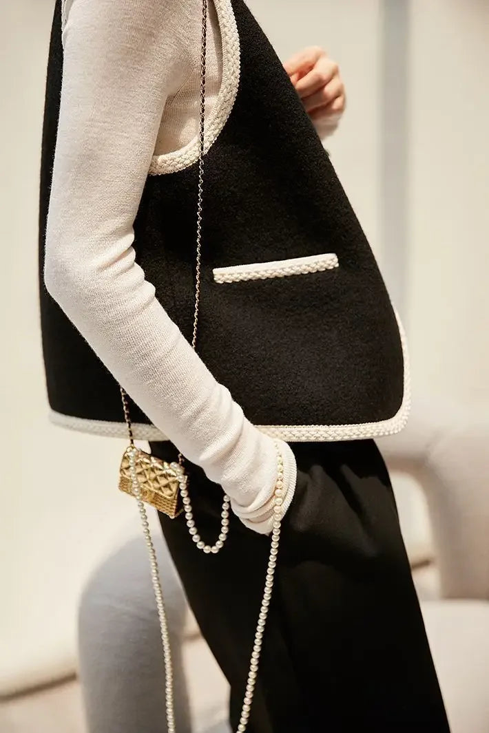 Vest for Women Clothes Fashion 2025 Black Insulated Sleeveless Wool Waistcoat Woman Cold Cheap Lightweight Padded Casual Elegant