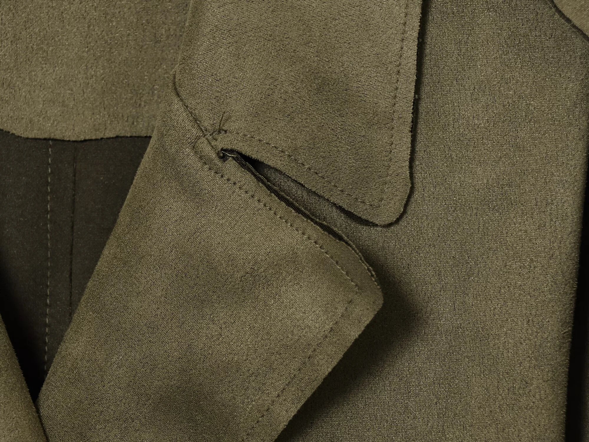 2025 Winter New Women's Casual Fashionable Simple Lapel Double-Breasted Long Trench Coat with Belt and Suede