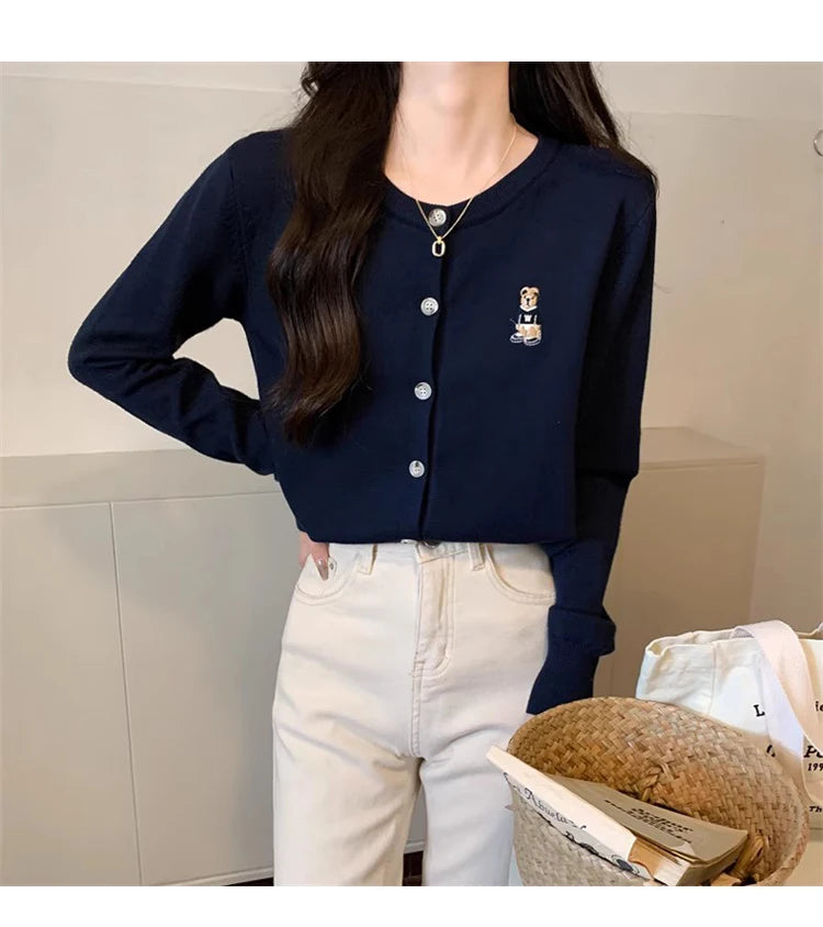 Women's boutique high-end round neck sweater knitted cardigan embroidered sweater long sleeved new cashmere sweater