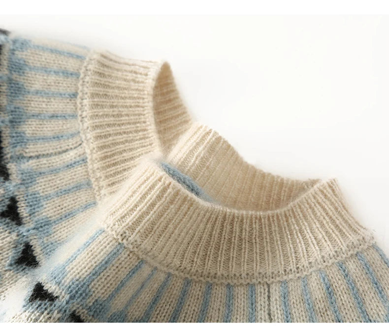 Autumn And Winter New Cashmere Sweater Fashion Women's Retro Round Neck Jacquard Cashmere Knitted Bottoming Shirt With Sweater