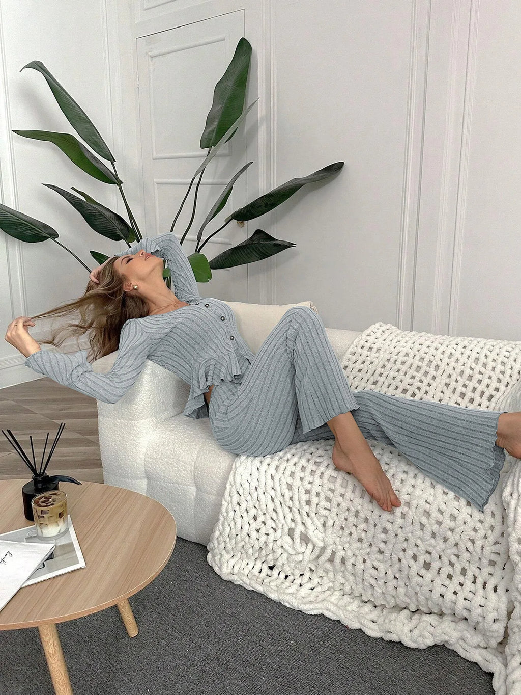 Women Sleepwear Autumn Winter Sexy Pajamas Sets Two Pieces V Neck Long Sleeve Tops and Trousers Set Loungewear Home Clothes