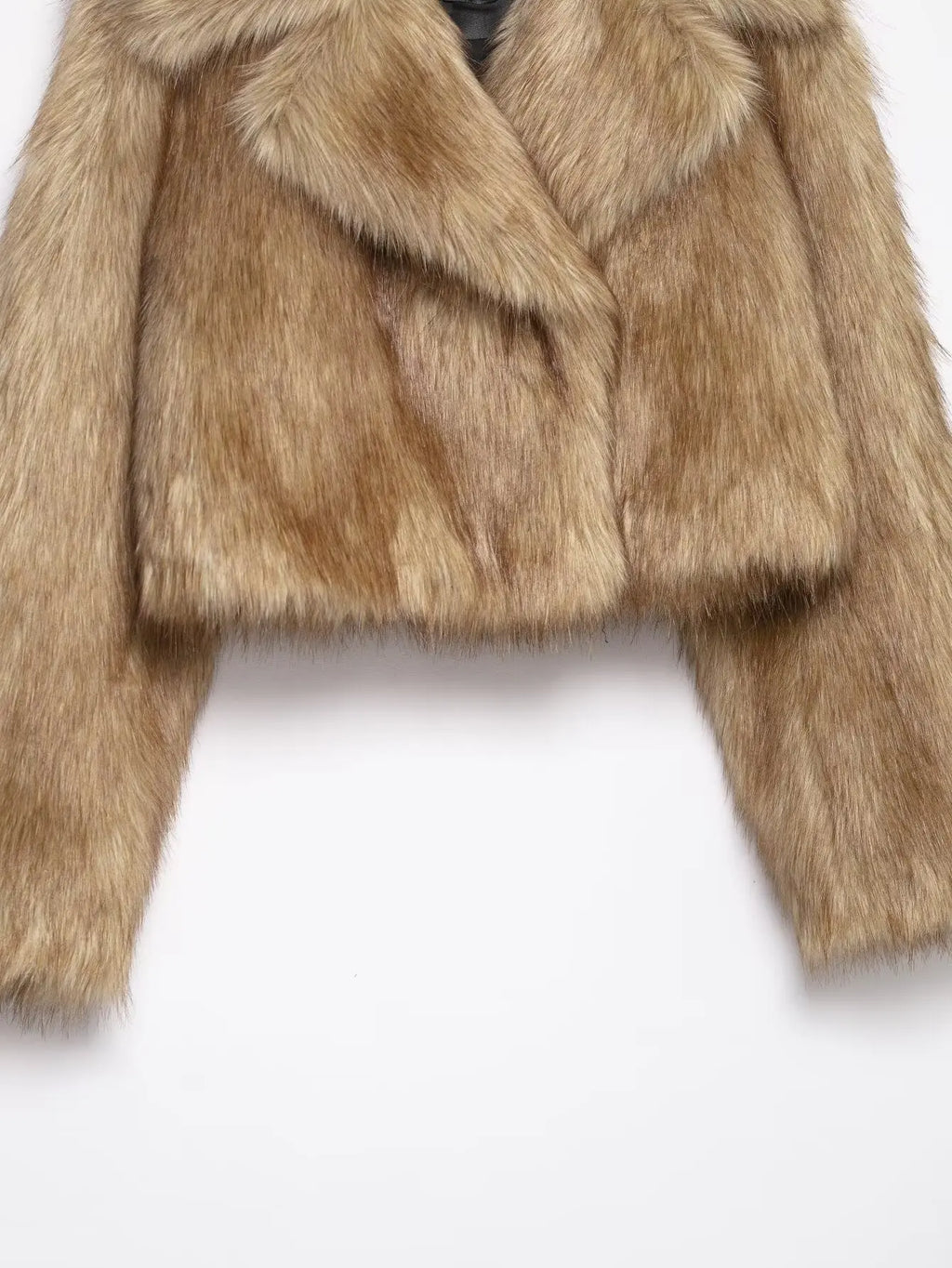 HH  Women ' s Winter Plush Coat Warm  Casual Lapel  Retro Long  Sleeved Faux Fur Effect  Short Coat Women's Fashion Coat