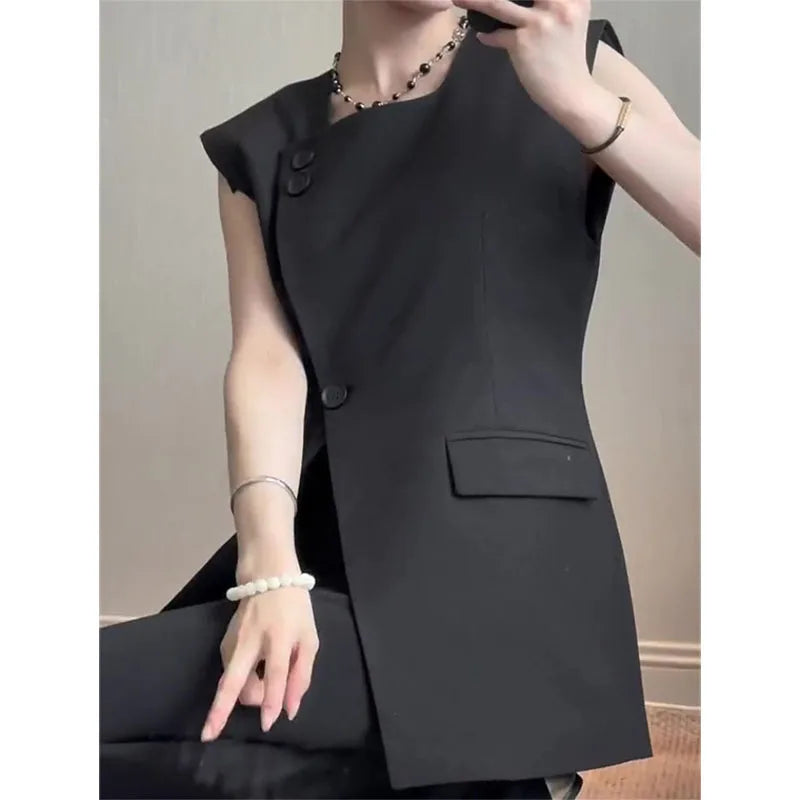 Women's Vest 2025 Spring Autumn Popular Fashion Sleeveless Female Waistcoat High-end Black Ladies Vests Outwear