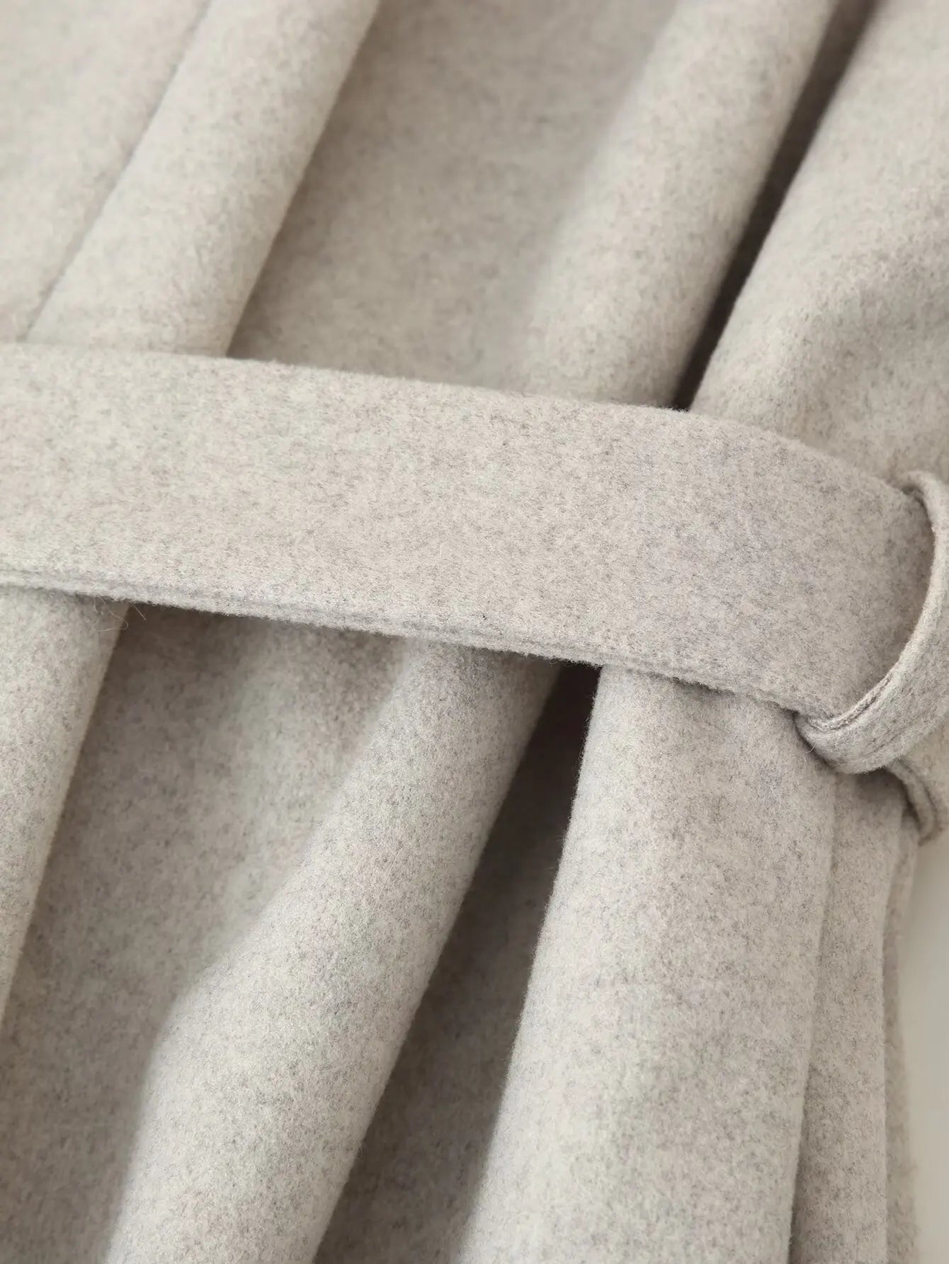 Women's Elegant Woolen Coat Lady Turn-Down Collar With Belt Full Sleeved Outerwear Female Bathrobe Styled Thicken Long Jackets