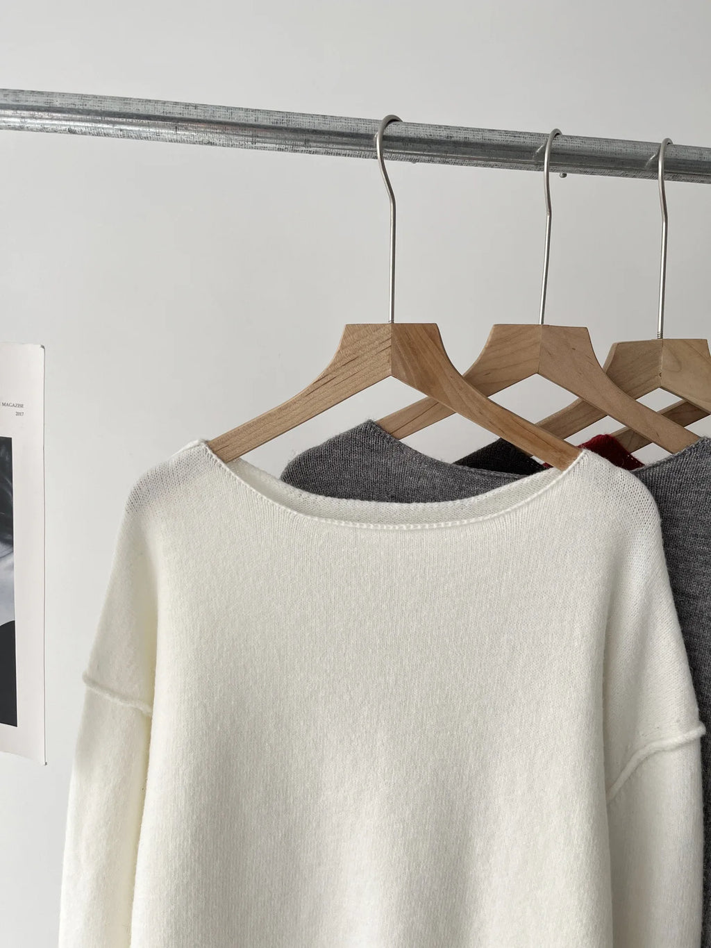 Women's clothing loose multi-color base with soft waxy wool blend round neck long-sleeved knitted sweater 16A