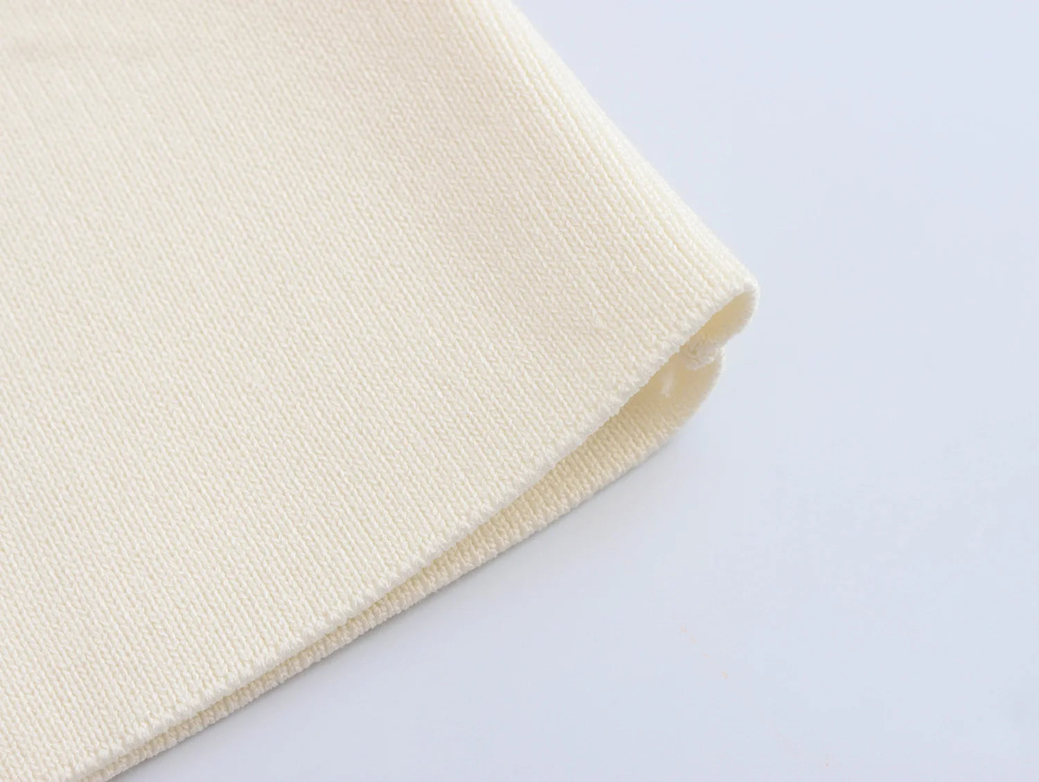 2024 New Autum Women's European and American Style Fashionable Flat-Needle Short-Sleeved V-Neck Knitted Jacket Street Style Top