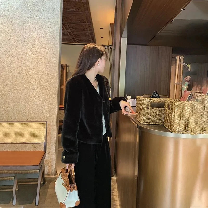 Women's Coat  Women's fur Coat New Fashion Mink fur Coat Women's Autumn and Winter new Fur Short Ladies Wind Chaebol Daughter