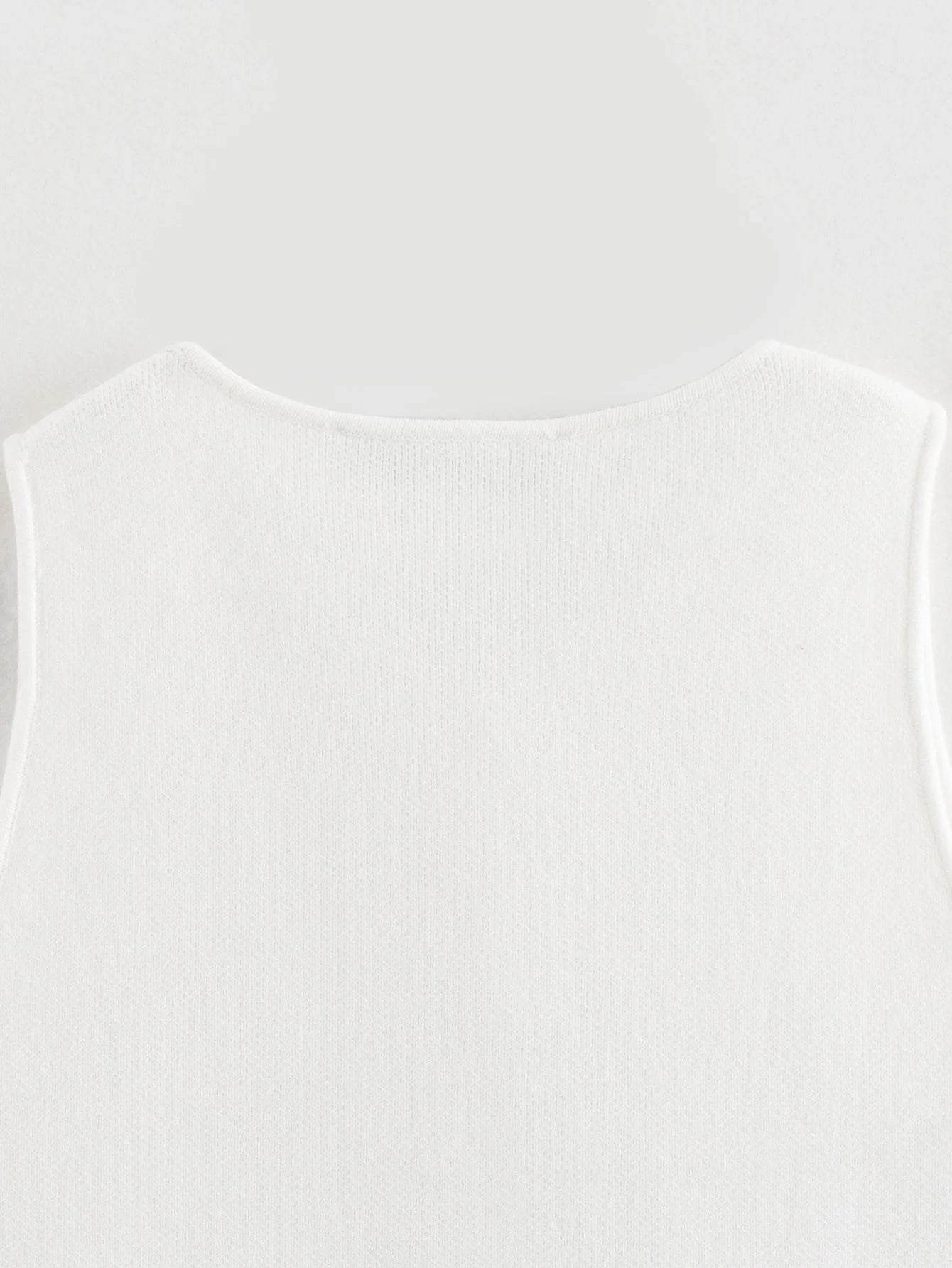 MUJER Pink Knit Sleeveless Vest Women Cropped Sweater Vest Top Women Yellow Button Vests Women Streetwear Waistcoat Knitwears