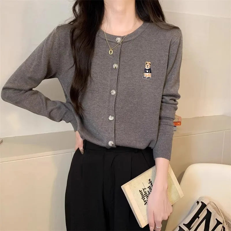 Women's boutique high-end round neck sweater knitted cardigan embroidered sweater long sleeved new cashmere sweater
