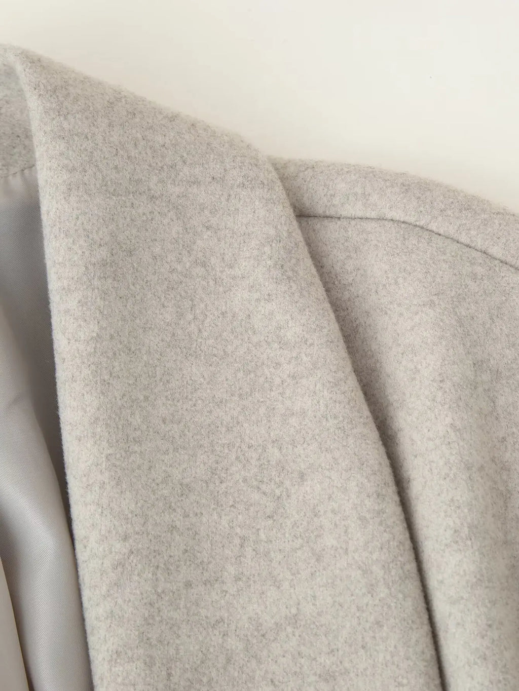 Women's Elegant Woolen Coat Lady Turn-Down Collar With Belt Full Sleeved Outerwear Female Bathrobe Styled Thicken Long Jackets