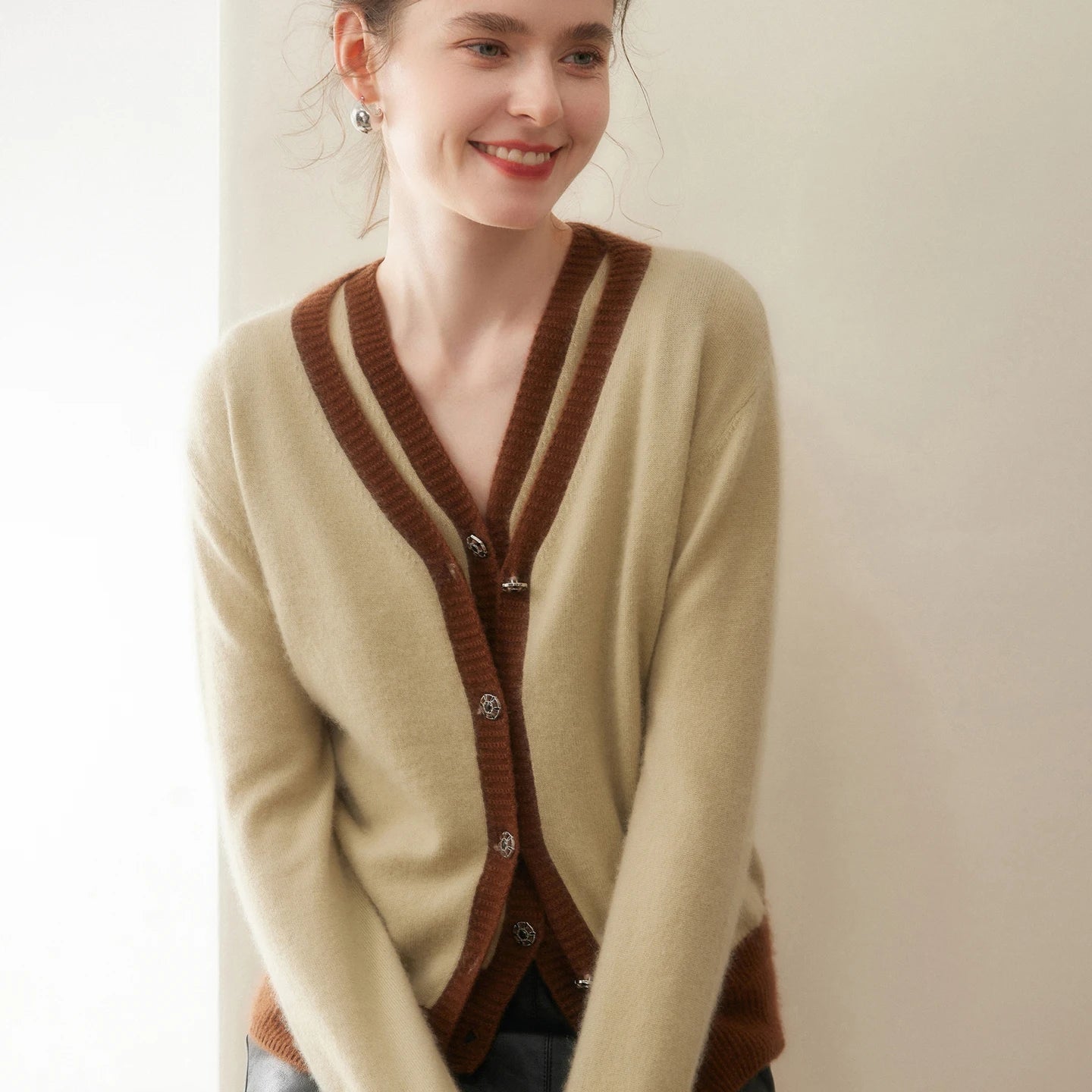 Women Cashmere Sweater V-neck  Cardigan and Vest Set Spring Autumn Winter 100% Cashmere Knitwear Long Sleeve Top Waistcoat Suit