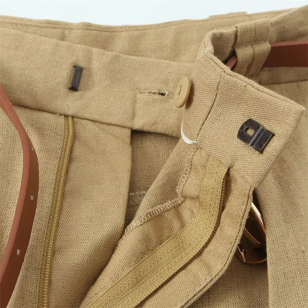 new women's clothing is stylish casual and simple in design paired with a belt and casual shorts