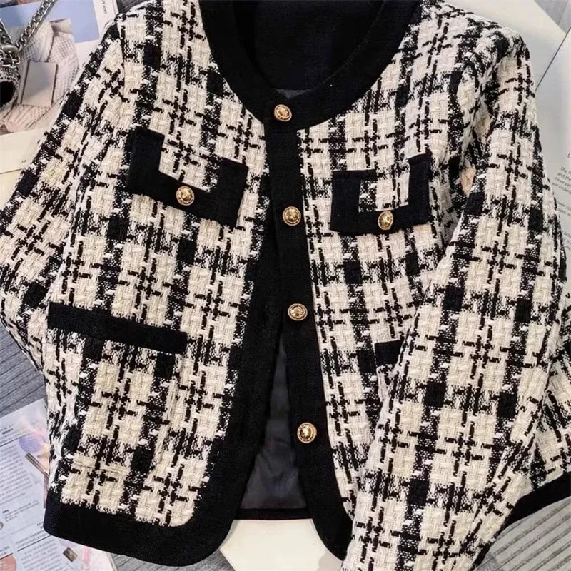 Autumn Winter Jackets Women Loose plaid Short Outwaer 2025 New Female Casual All-match Temperament Warm Ladies Overcoats