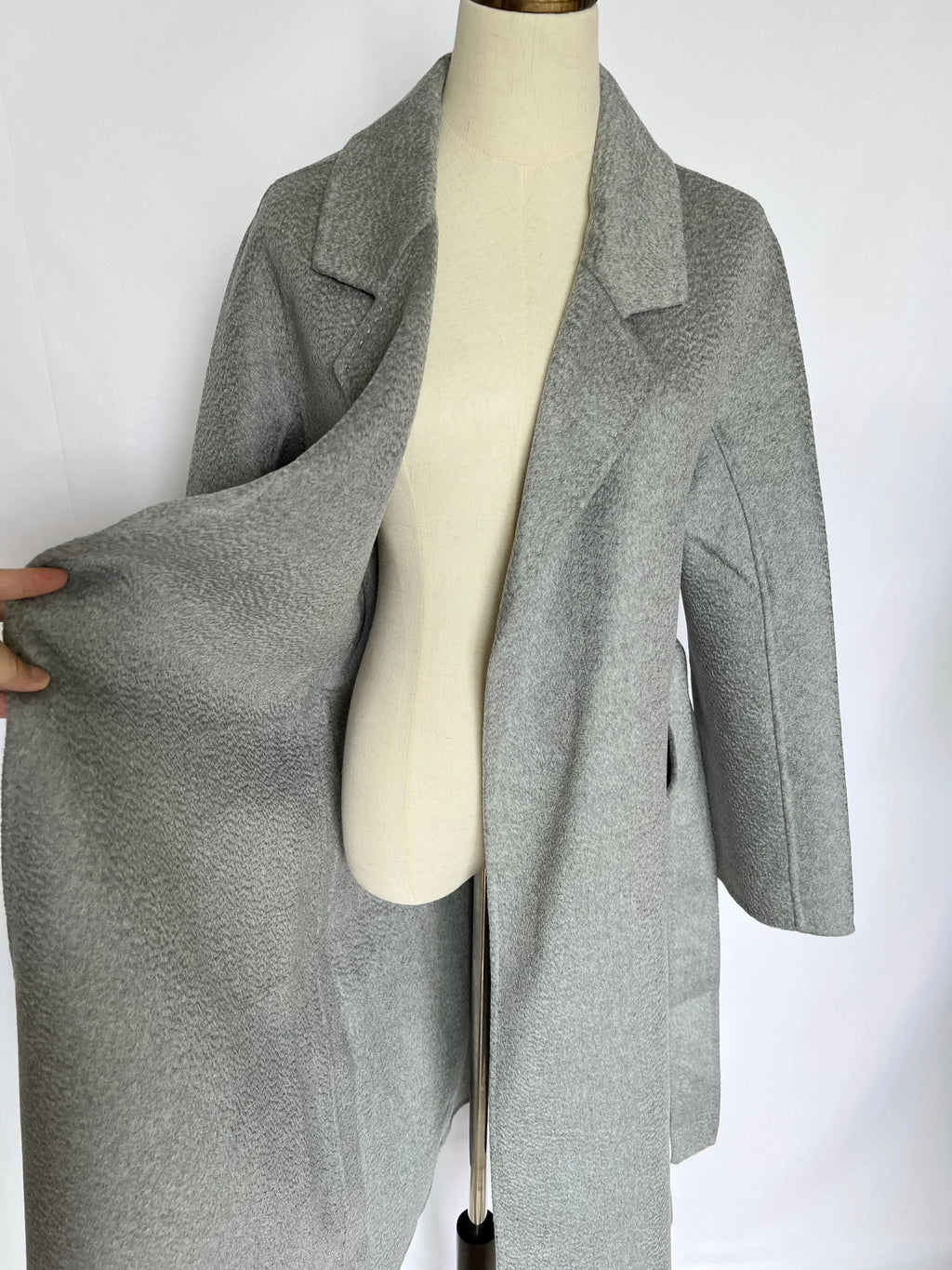 Cashmere Coat Female Winter Mid-Length Corrugated Coat Black Wool Coat Woman Autumn New Casual Fashion Red Beige Lace-Up Coat