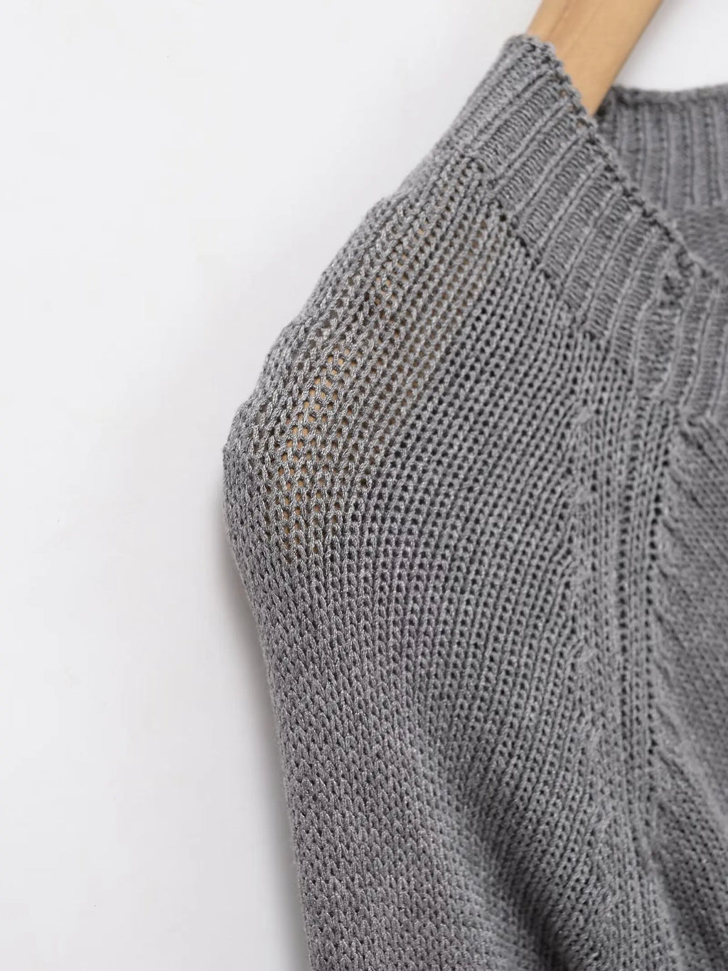 Women's Pullover 2025 New Style Fashionable Off-the-Shoulder Long-Sleeve Knit Top Front Button Design with Ribbed Hem