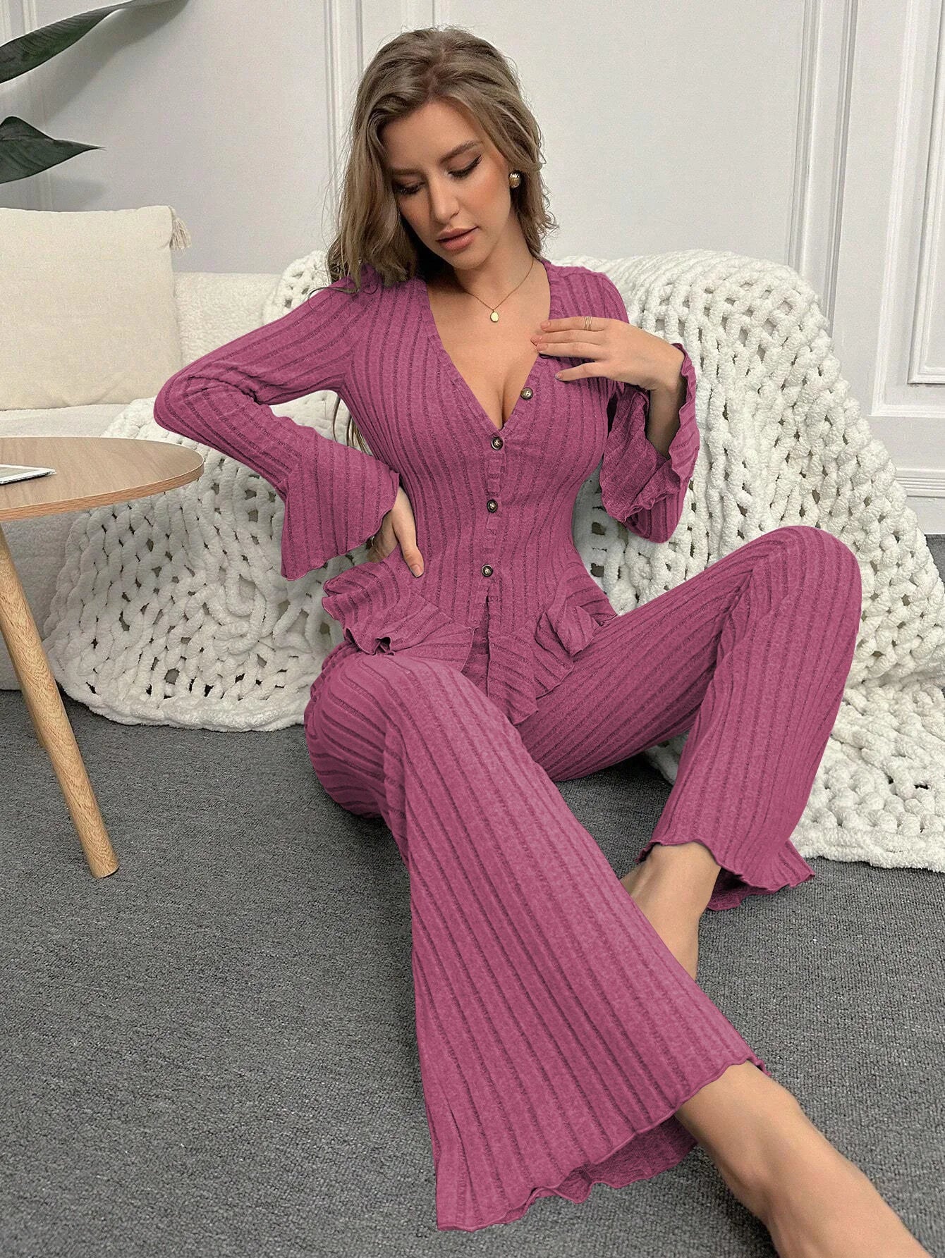 Women Sleepwear Autumn Winter Sexy Pajamas Sets Two Pieces V Neck Long Sleeve Tops and Trousers Set Loungewear Home Clothes