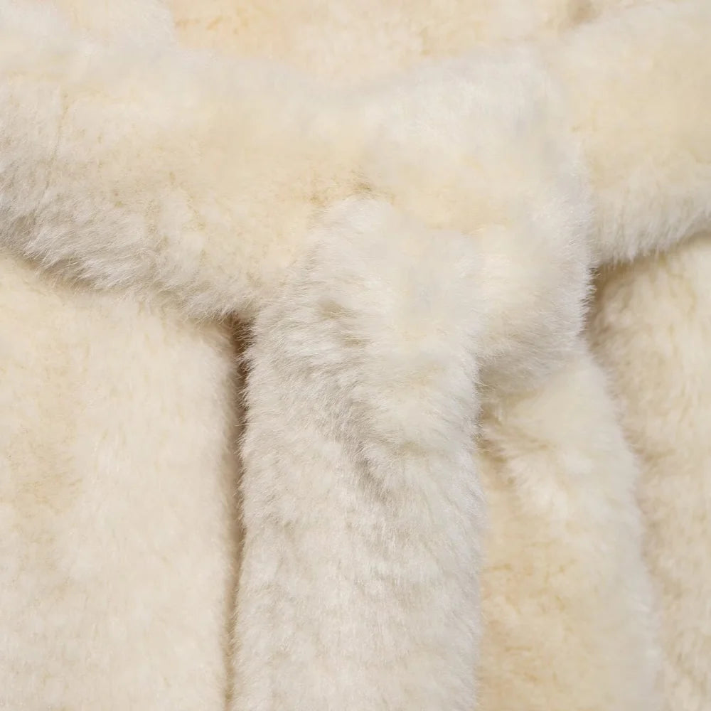 Women's fur loose jacket with lapel long sleeved pocket and waist belt autumn and winter new warm jacket