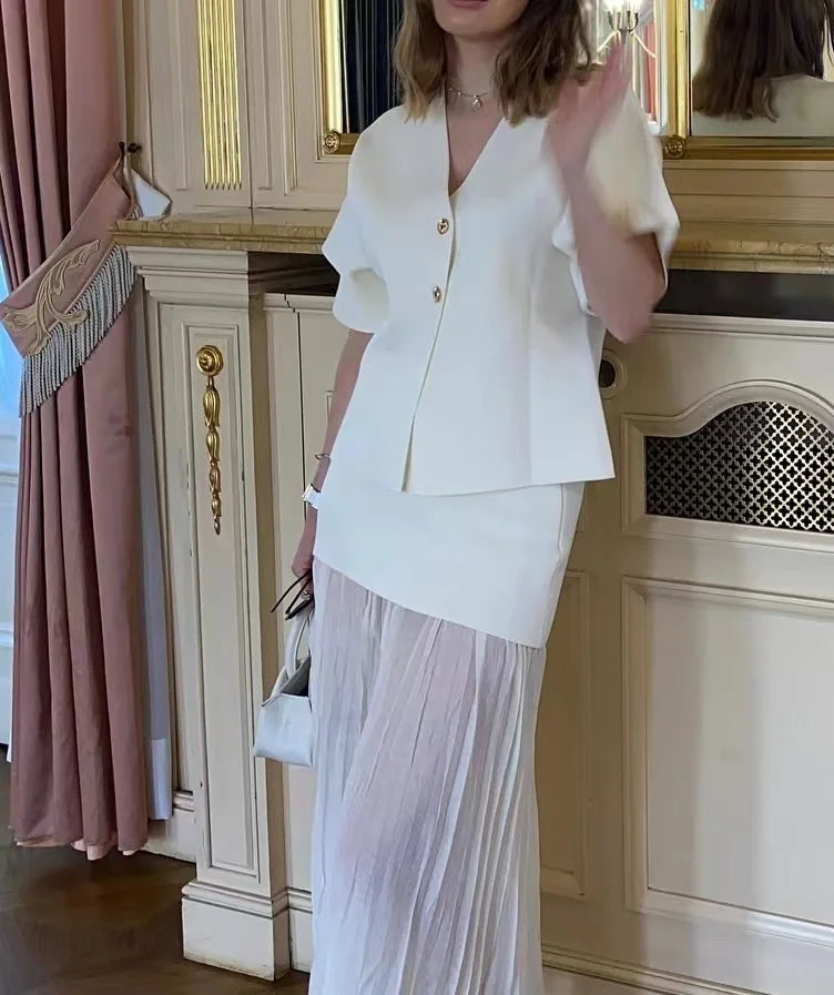 2024 New Autum Women's European and American Style Fashionable Flat-Needle Short-Sleeved V-Neck Knitted Jacket Street Style Top