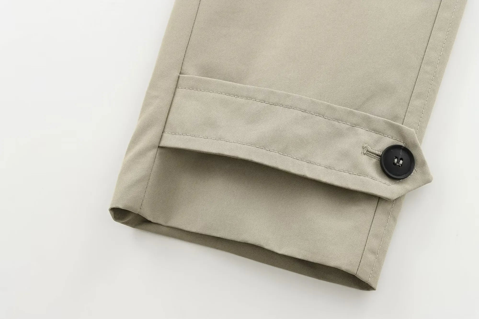 DiYiG WOMAN 2024 Autumn New Fashion Short Trench Coat Retro Long Sleeve Button Casual Outerwear Chic Overcoat