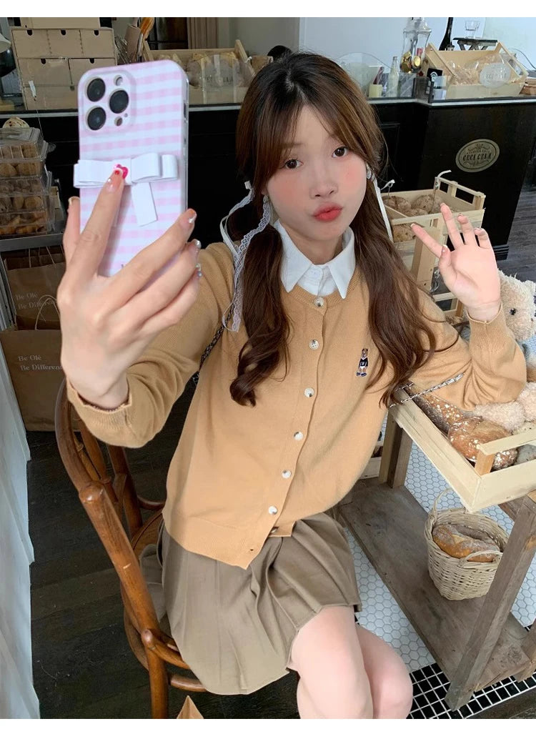 Women's boutique high-end round neck sweater knitted cardigan embroidered sweater long sleeved new cashmere sweater