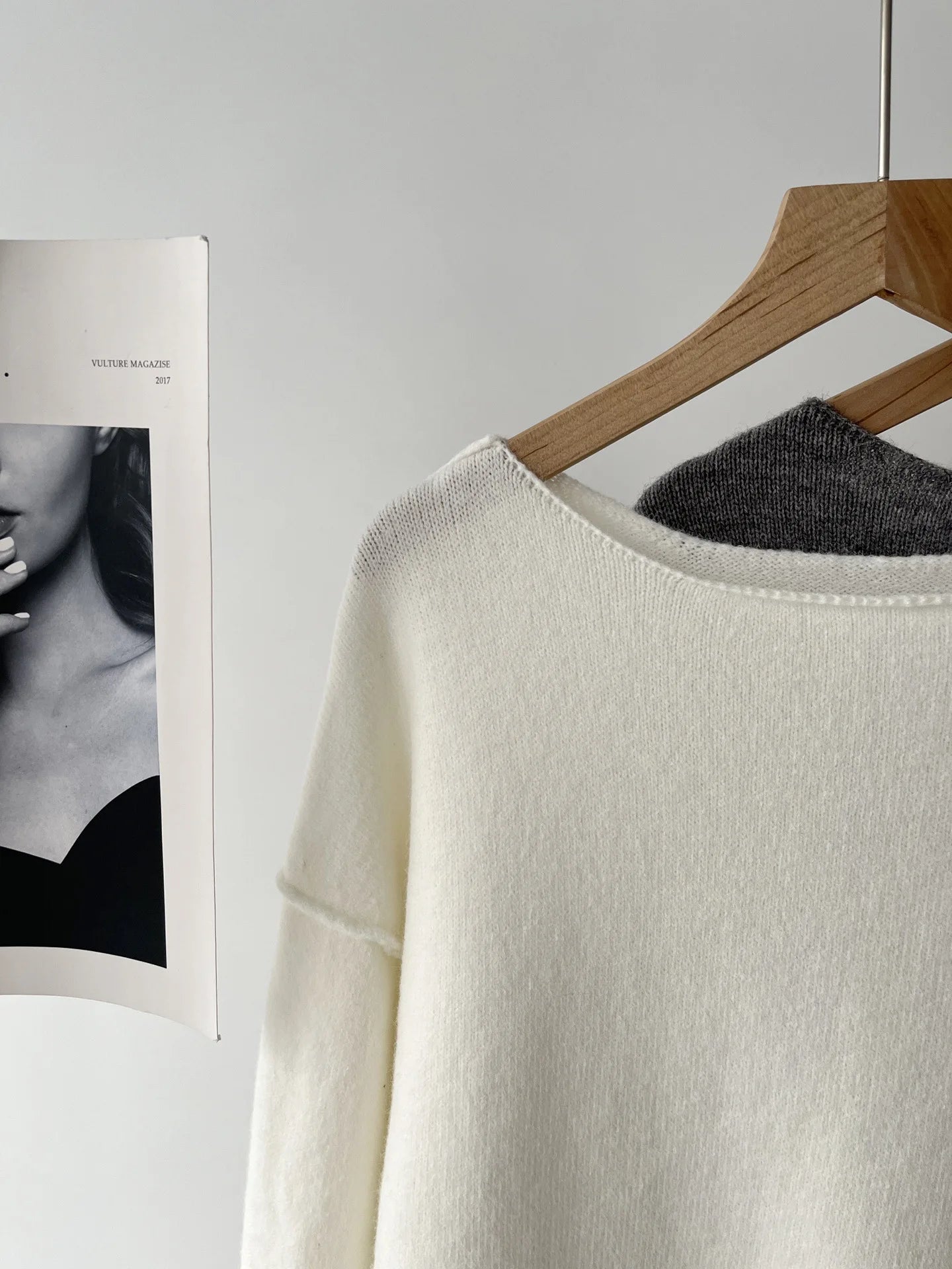 Women's clothing loose multi-color base with soft waxy wool blend round neck long-sleeved knitted sweater 16A