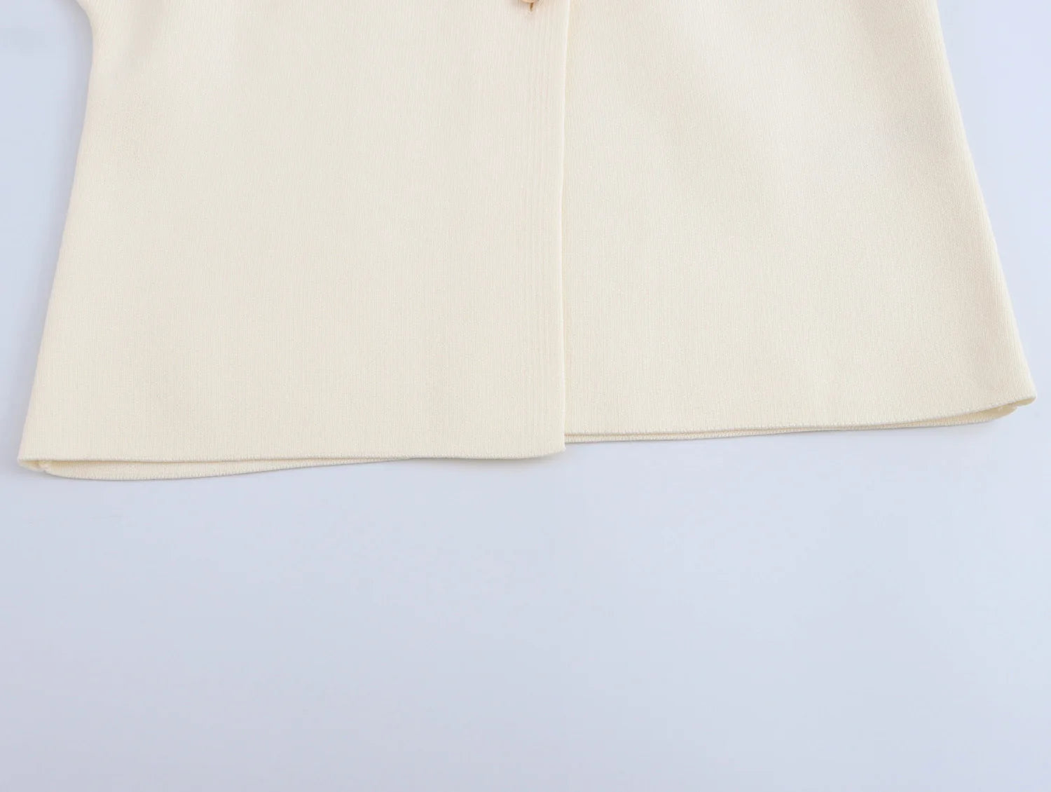 2024 New Autum Women's European and American Style Fashionable Flat-Needle Short-Sleeved V-Neck Knitted Jacket Street Style Top