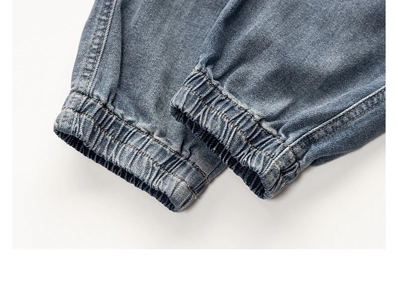 Classic Washed Blue Denim Jeans for Men American Minimalist Loose Tapered Pants Versatile for Outdoor Wear Elastic Waistband