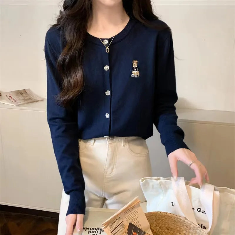 Women's boutique high-end round neck sweater knitted cardigan embroidered sweater long sleeved new cashmere sweater