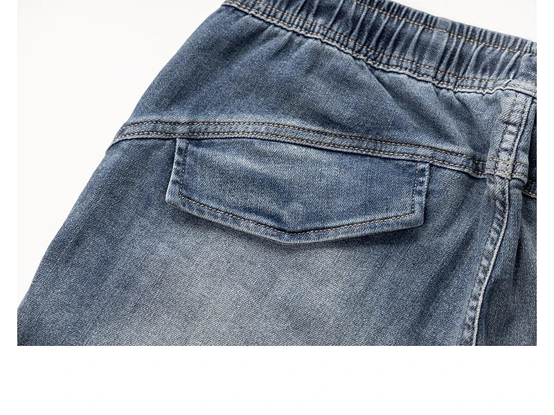 Classic Washed Blue Denim Jeans for Men American Minimalist Loose Tapered Pants Versatile for Outdoor Wear Elastic Waistband