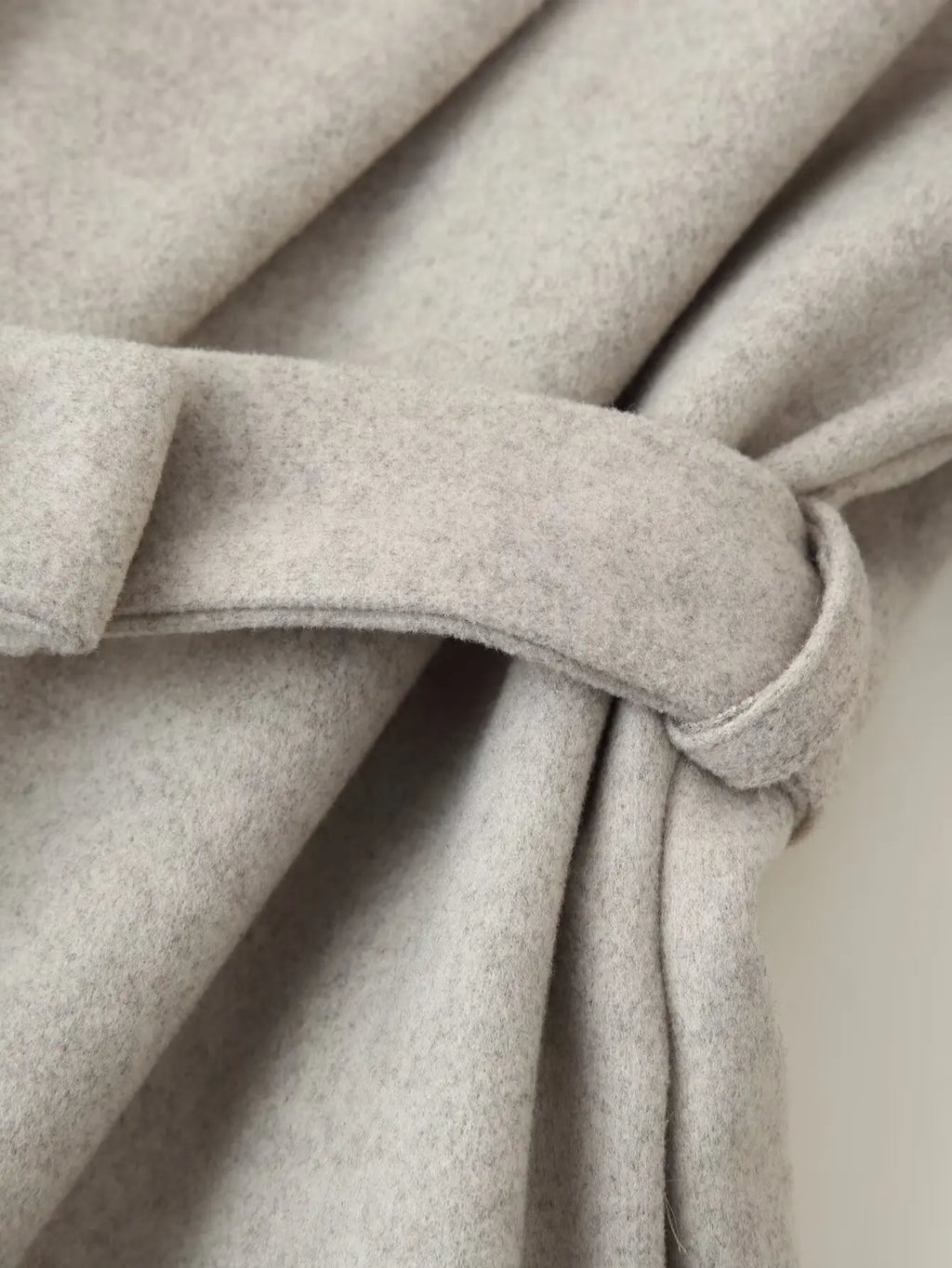 Women's Elegant Woolen Coat Lady Turn-Down Collar With Belt Full Sleeved Outerwear Female Bathrobe Styled Thicken Long Jackets