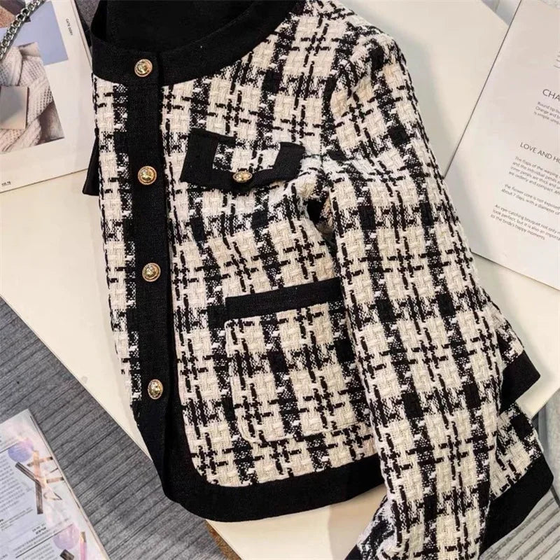 Autumn Winter Jackets Women Loose plaid Short Outwaer 2025 New Female Casual All-match Temperament Warm Ladies Overcoats