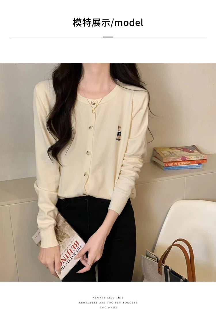 Women's boutique high-end round neck sweater knitted cardigan embroidered sweater long sleeved new cashmere sweater