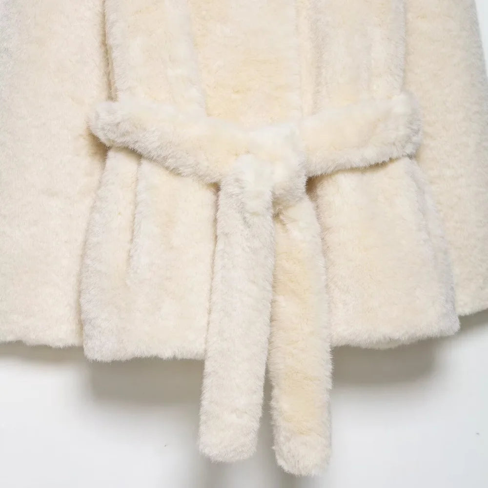Women's fur loose jacket with lapel long sleeved pocket and waist belt autumn and winter new warm jacket
