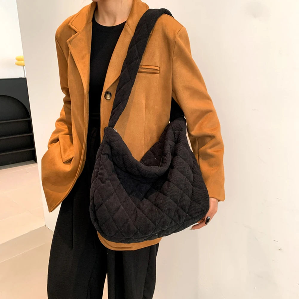 Women Underarm Bag Stylish Corduroy Quilted Shoulder Bag Trendy Bag Fashion Work Tote Retro Classic Purse Solid Color Handbag