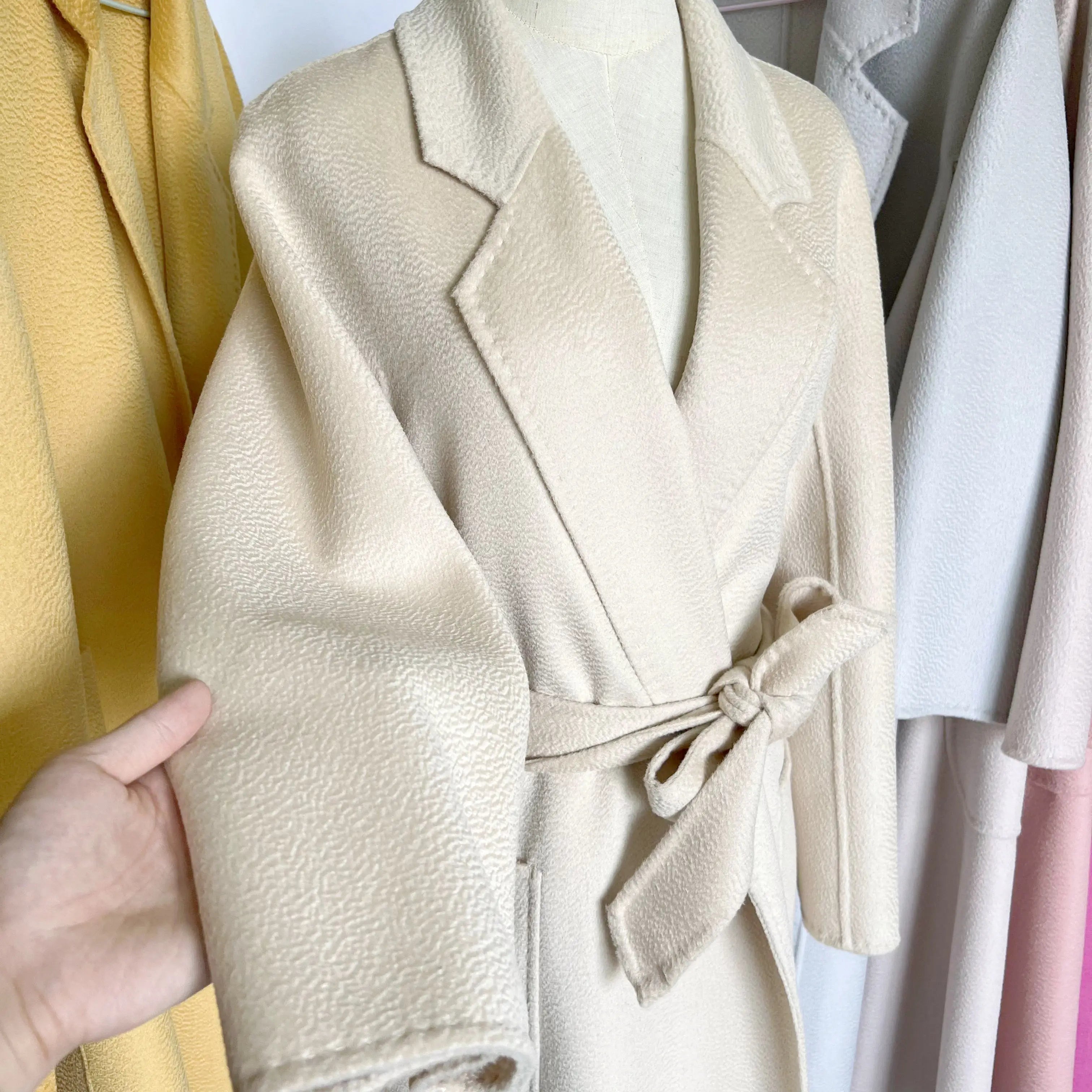 Cashmere Coat Female Winter Mid-Length Corrugated Coat Black Wool Coat Woman Autumn New Casual Fashion Red Beige Lace-Up Coat