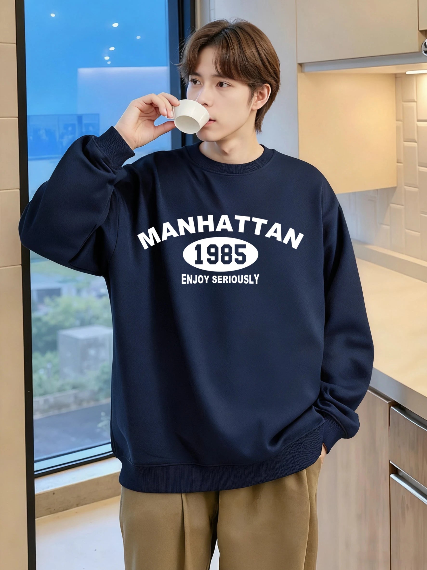Manhattan 1985 Enjoy Seriously Print Sweatshirt For Men Soft Vintage Pullovers Casual Oversize Clothes Autumn Unisex Retro Top