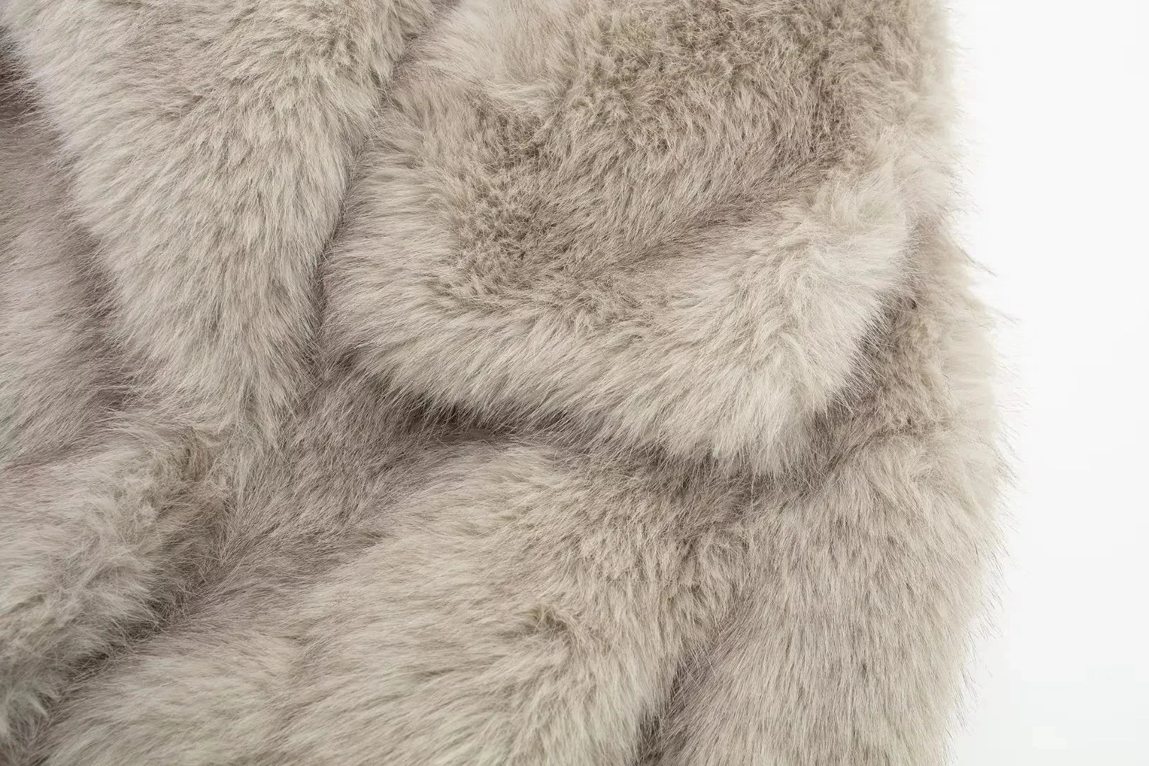 HH Winter Women Casual Faux Fur Lapel Jackets Fashion Solid Oversized Thick Coats Female Fuzzy Warm Long Sleeves Outerwear