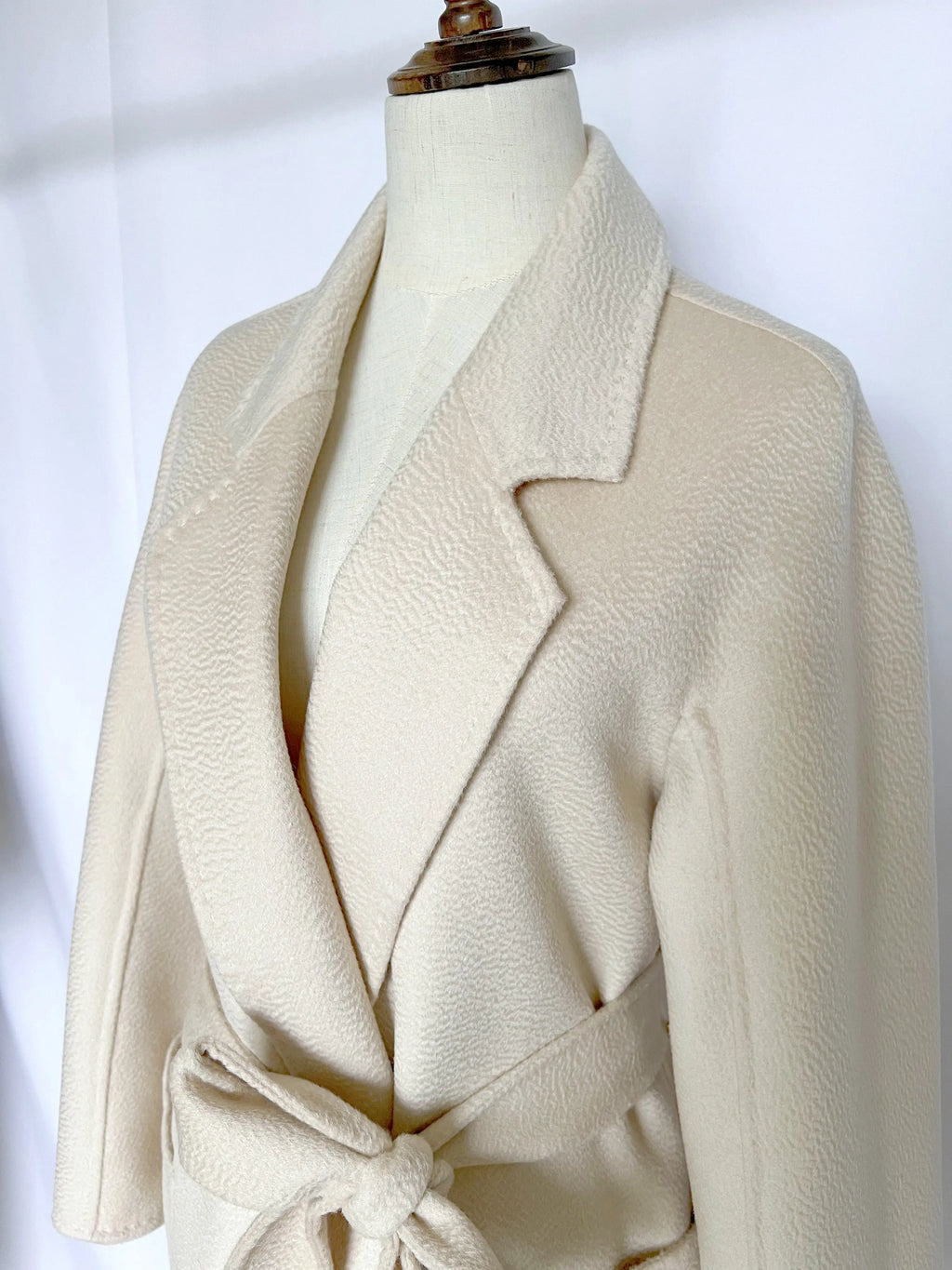 Cashmere Coat Female Winter Mid-Length Corrugated Coat Black Wool Coat Woman Autumn New Casual Fashion Red Beige Lace-Up Coat