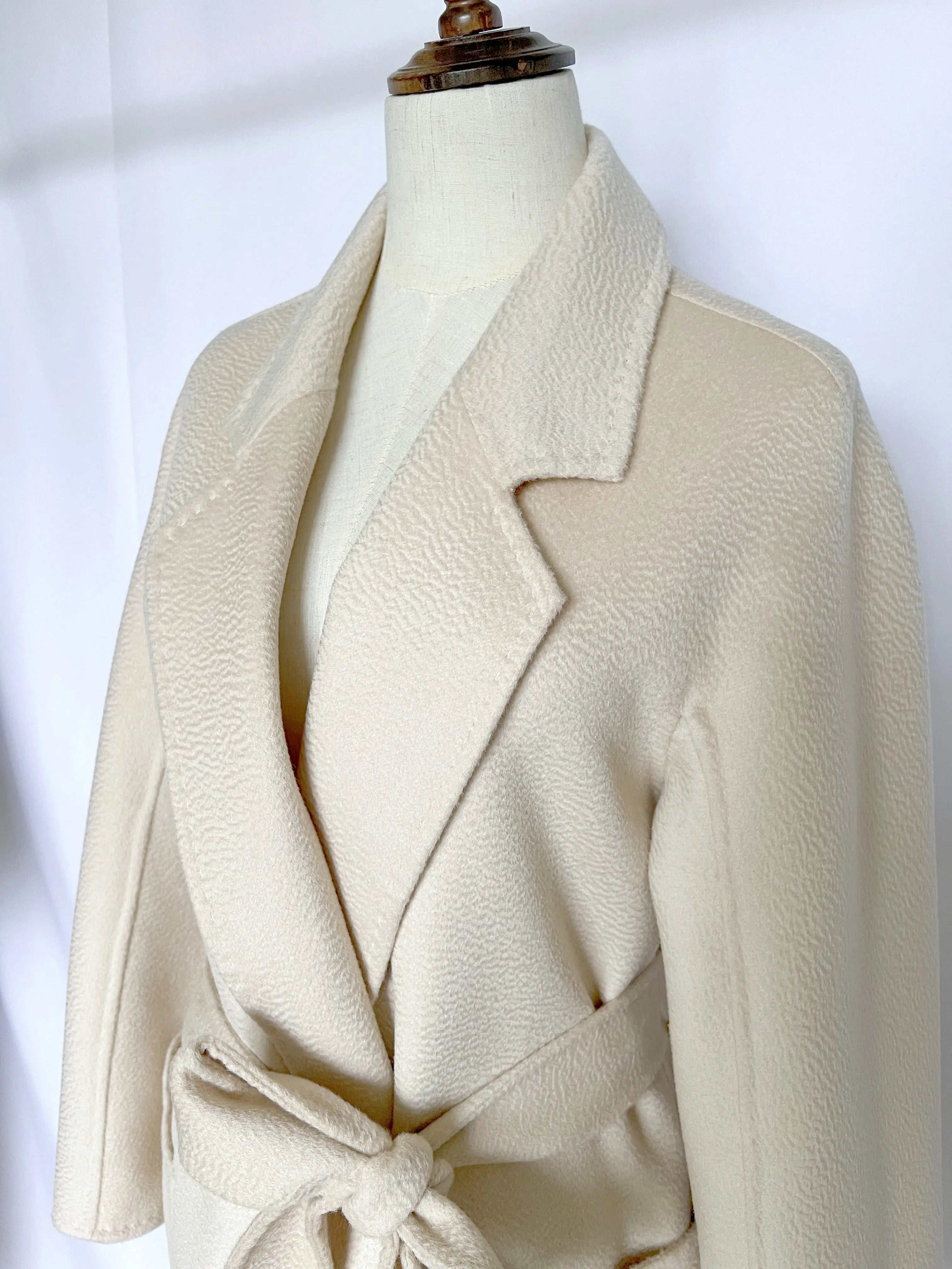 Cashmere Coat Female Winter Mid-Length Corrugated Coat Black Wool Coat Woman Autumn New Casual Fashion Red Beige Lace-Up Coat