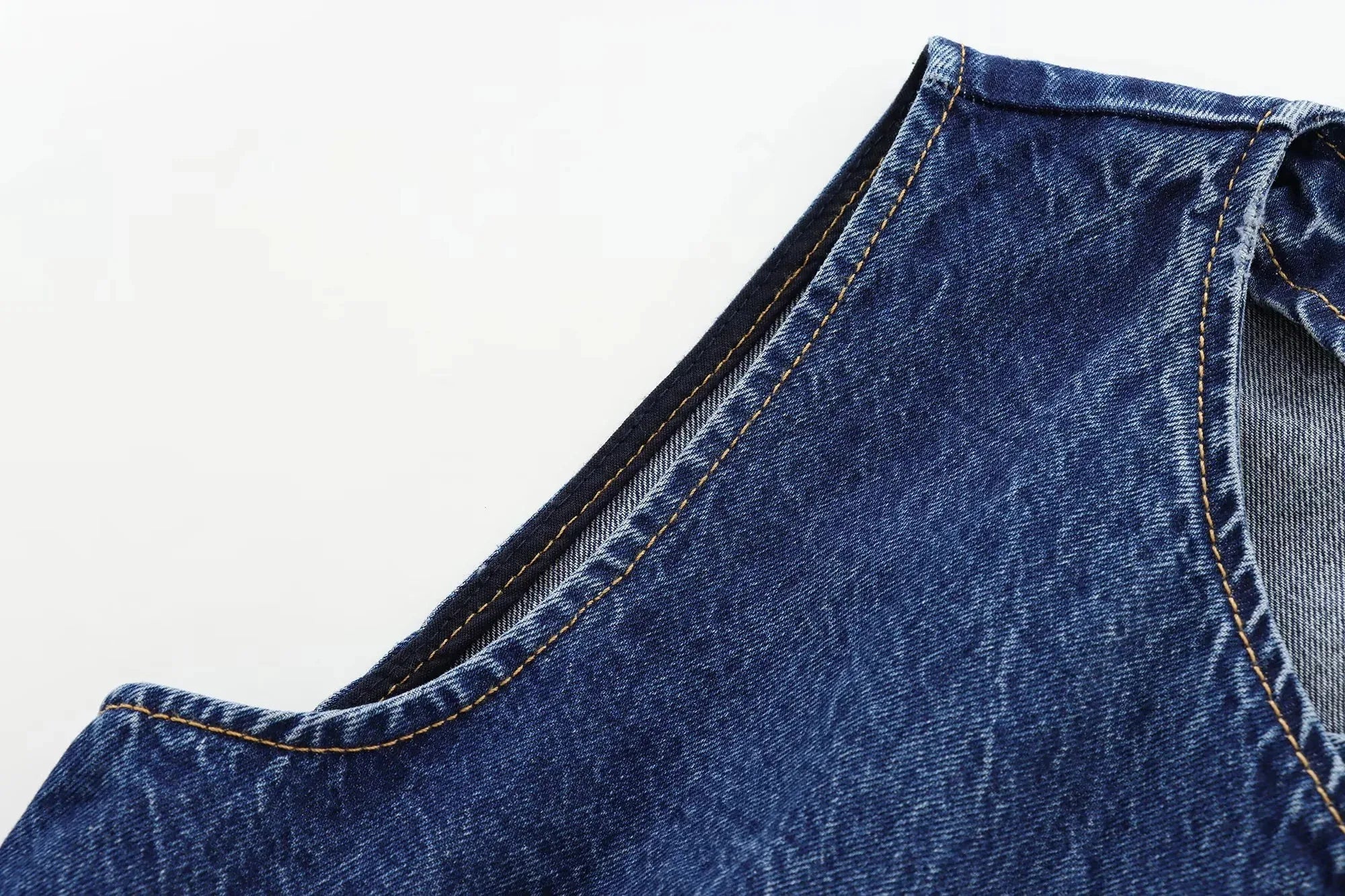 Women's Vest 2025 New Fashion Denim Vest Top Ladies Casual Cropped Sleeveless Jacket Coat Streetwear Waistcoat Outerwears