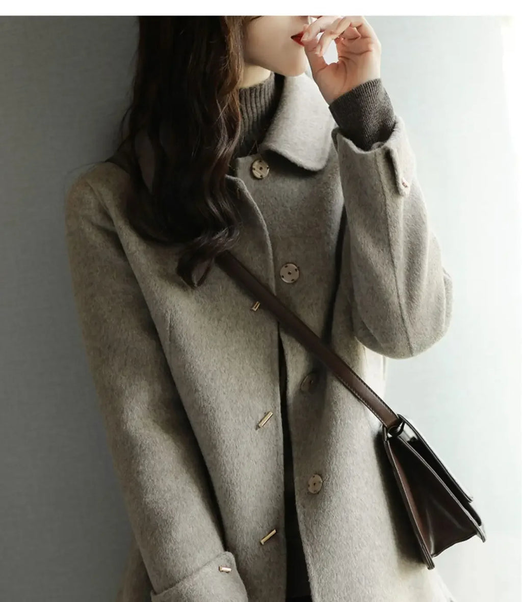 High End Minimalist and Fashionable Woolen Coat for Women in Autumn and Winter New Small French Style Casual Woolen Coat Blends