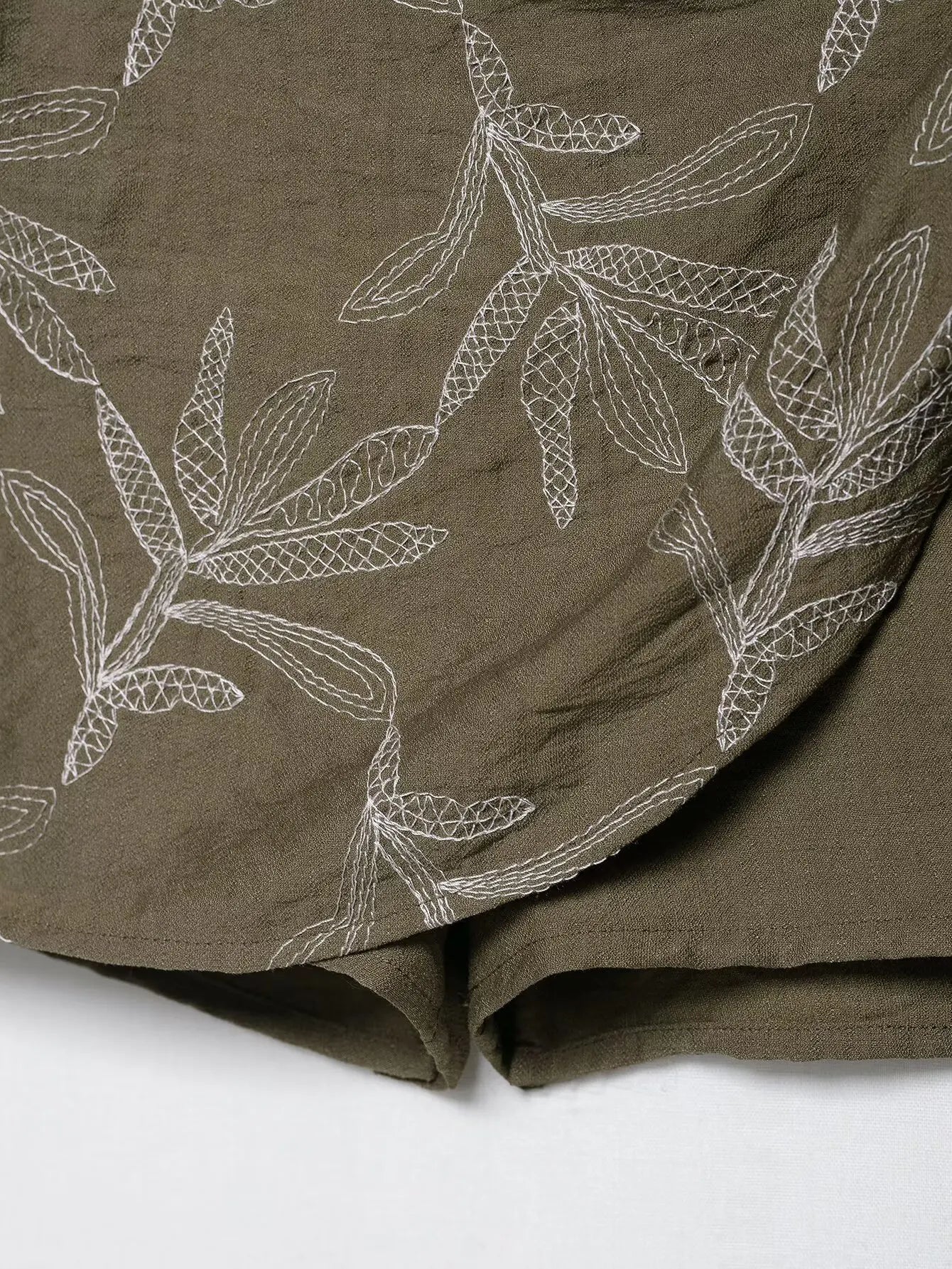 2025 Fashion Elegant Woman Embroidery Short Skirts Sets Women Leisure 2 Piece New Summer Lapel Short Tops +Skirts Two Piece