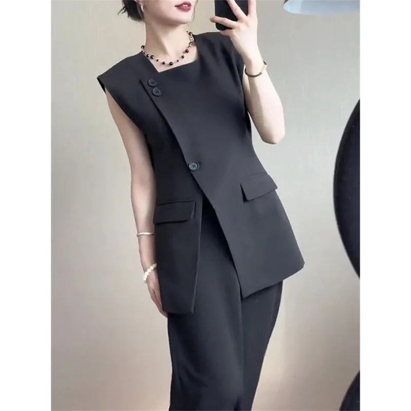 Women's Vest 2025 Spring Autumn Popular Fashion Sleeveless Female Waistcoat High-end Black Ladies Vests Outwear