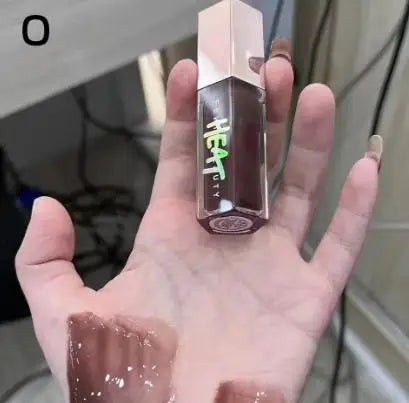 Lipstick Sweet Mouth A Touch of Red On The Lips Is The Spotlight That Illuminates An Ordinary Person Non-stick and Long-lasting