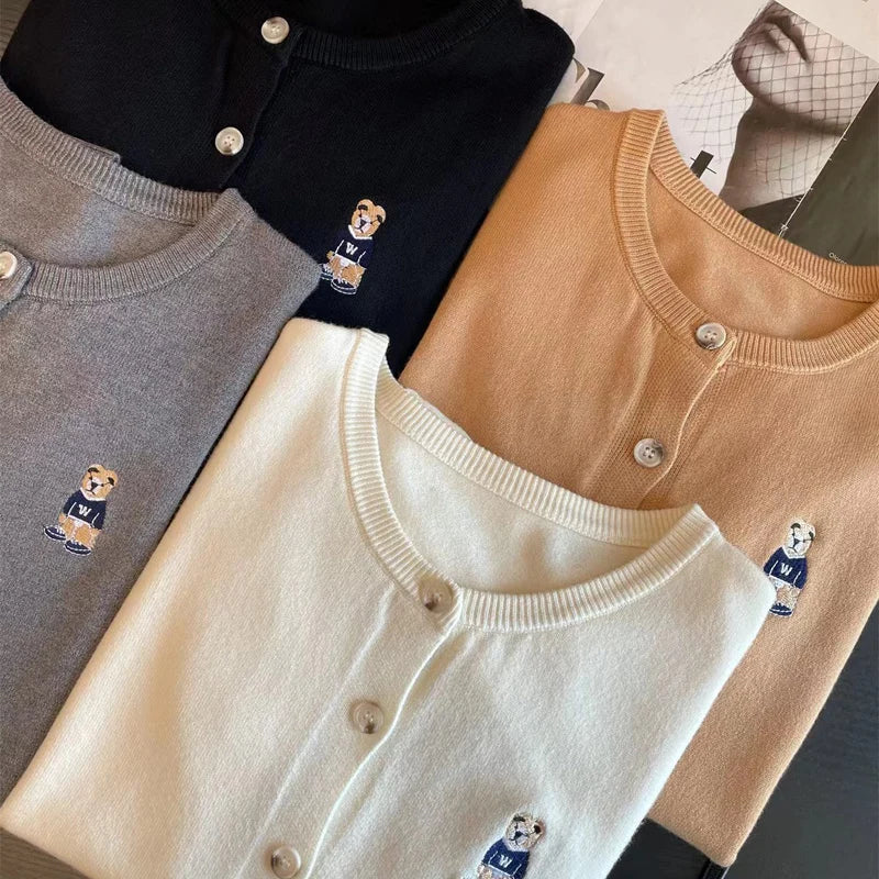 Women's boutique high-end round neck sweater knitted cardigan embroidered sweater long sleeved new cashmere sweater