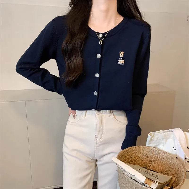 Women's boutique high-end round neck sweater knitted cardigan embroidered sweater long sleeved new cashmere sweater