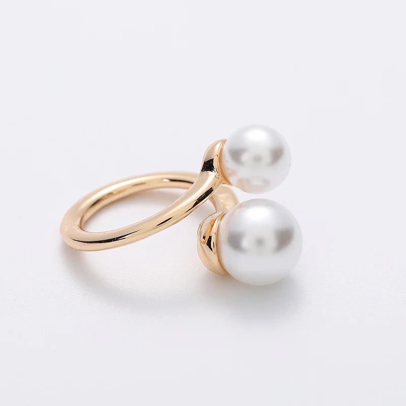 Fashion Pearl Brooches For Women Scarf Buckle Geometry Elegant Scarf Buckle Ring Clothing Accessories