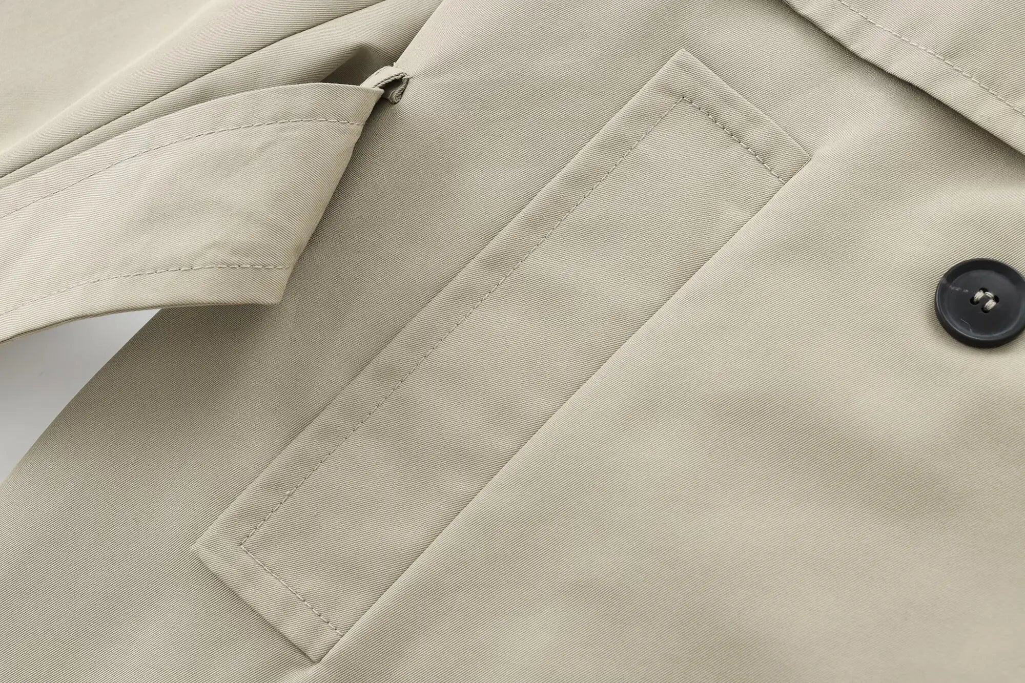 DiYiG WOMAN 2024 Autumn New Fashion Short Trench Coat Retro Long Sleeve Button Casual Outerwear Chic Overcoat