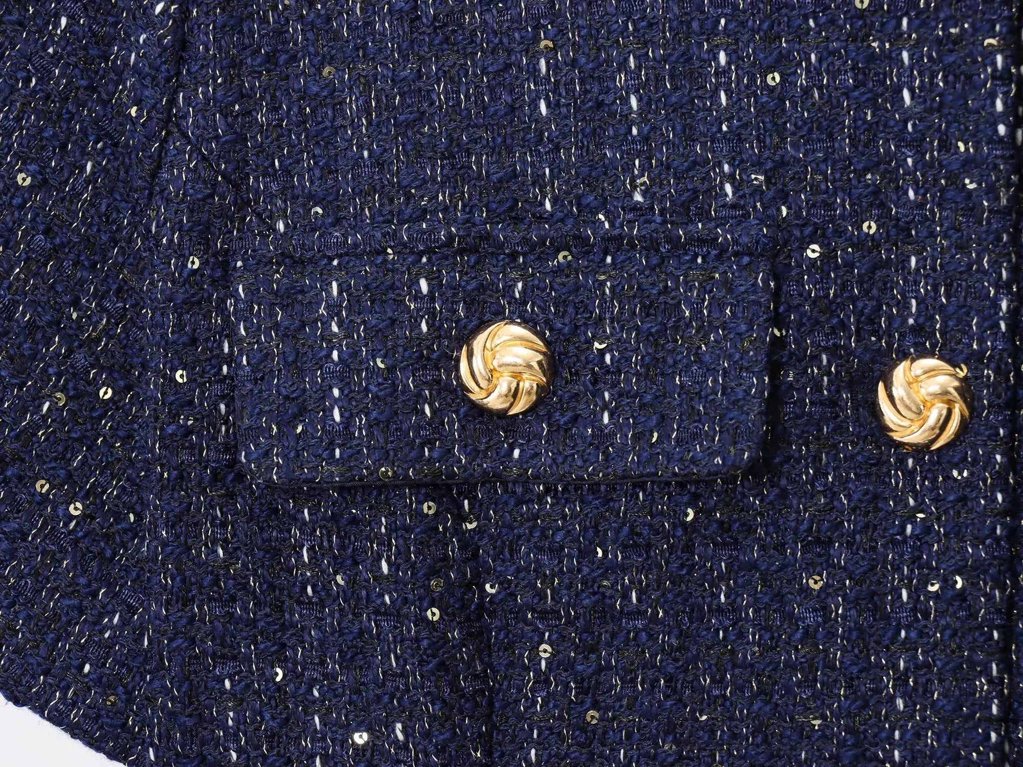 2025 Autumn New Women's Fashion Chic with Belt, Gold Button Decoration Round Neck Short Sleeve Blended Coat