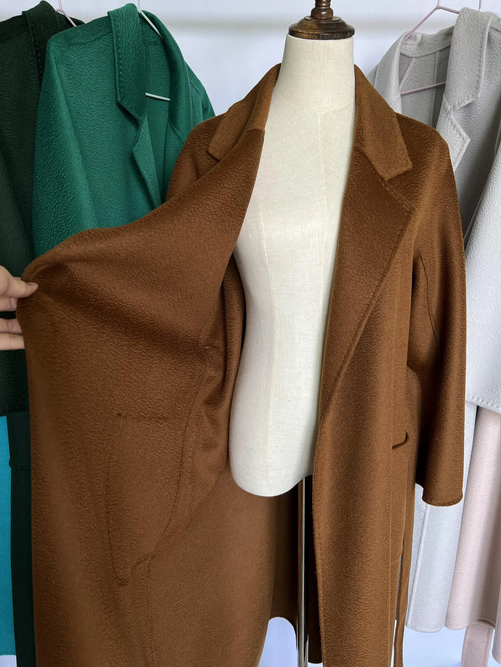 Cashmere Coat Female Winter Mid-Length Corrugated Coat Black Wool Coat Woman Autumn New Casual Fashion Red Beige Lace-Up Coat